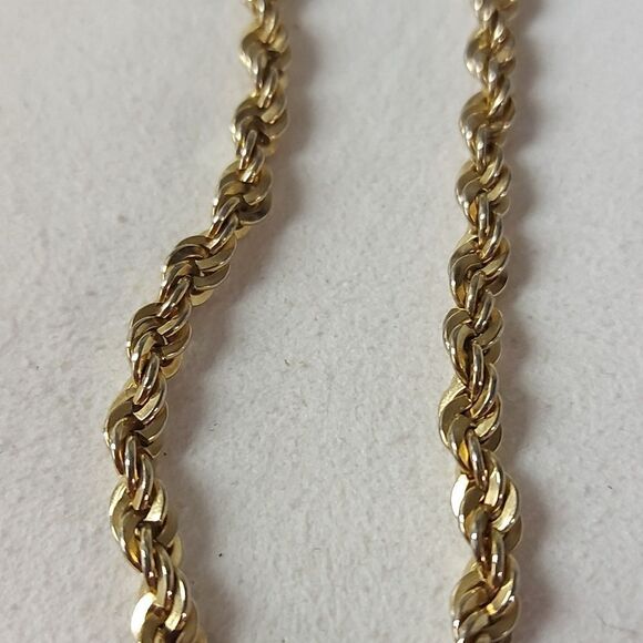 VINTAGE necklaces Assorted styles - Picture 2 of 12